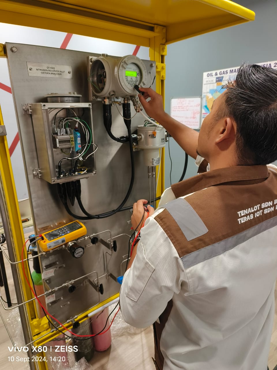 Oxygen Analyzer & Sampling System fabrication, testing & commissioning